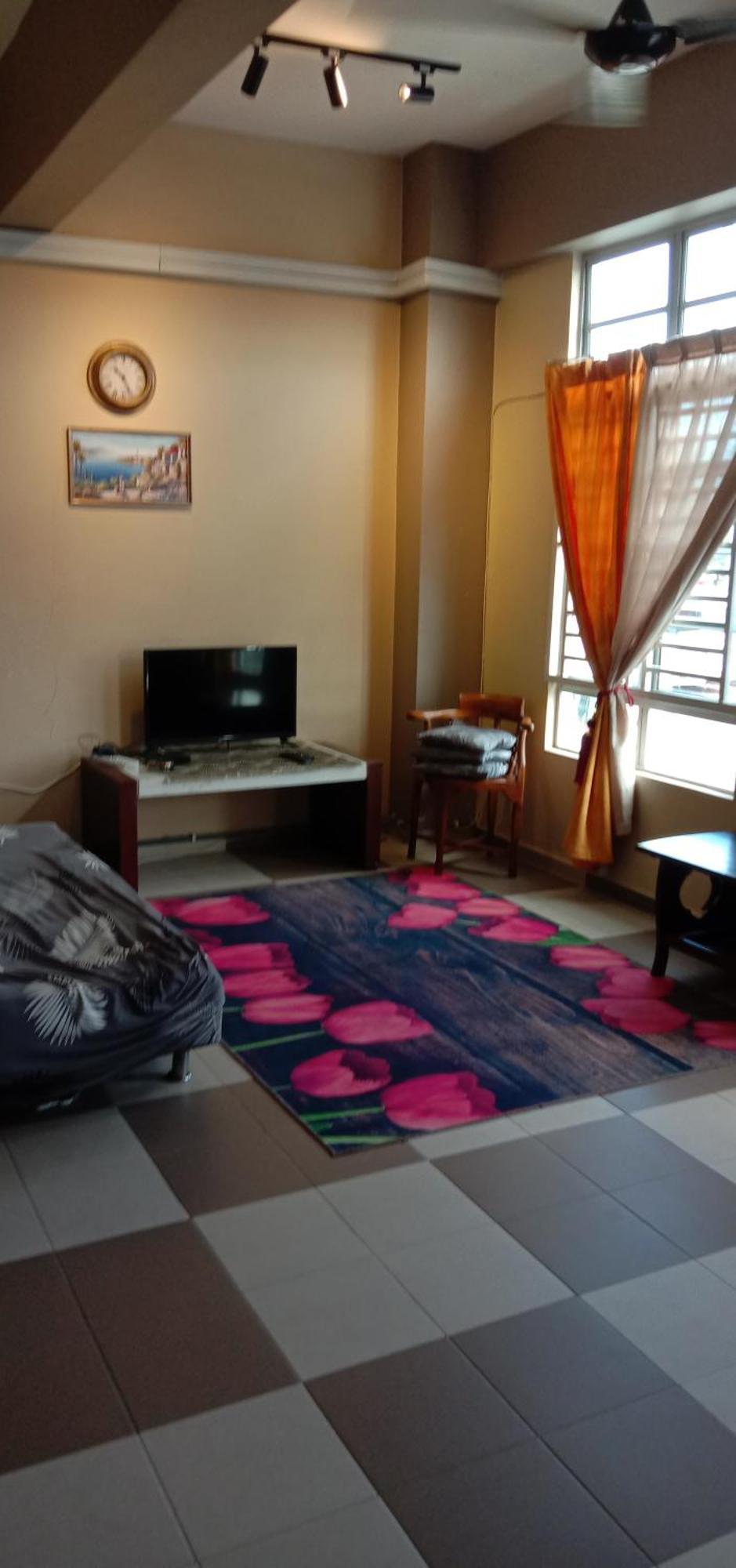 Ulfah Mersing Kamer foto