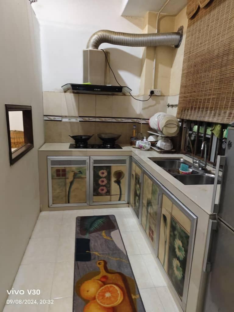 Ulfah Mersing Kamer foto